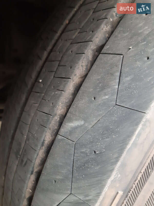 Тягач Renault Magnum 2004 в Києві