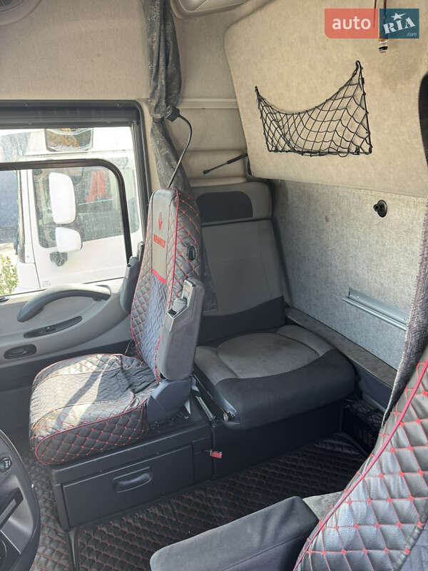 Тягач Renault Magnum 2013 в Каменском