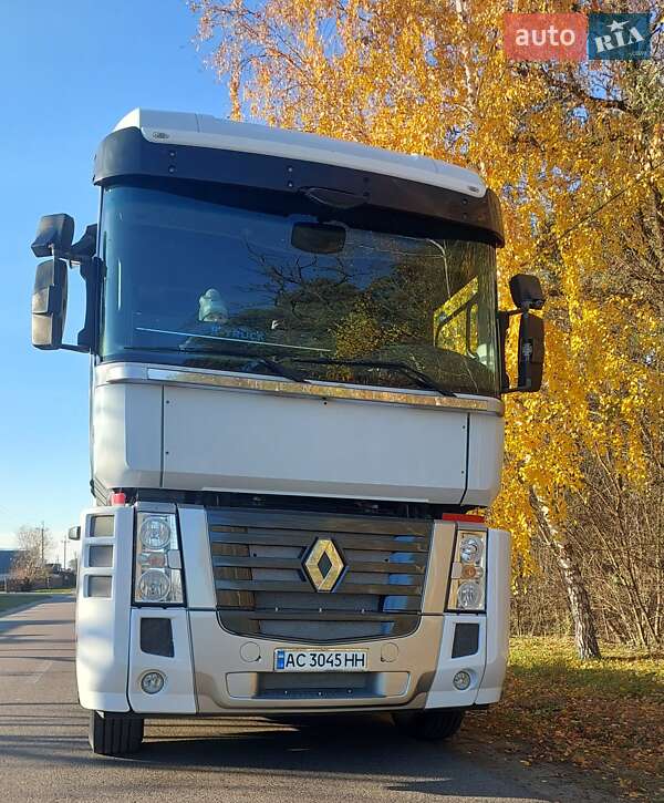 Renault Magnum 2011 Renault Magnum 2011