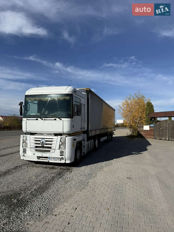 Вантажний фургон Renault Magnum 2005 в Хотині