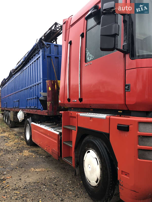 Контейнеровоз Renault Magnum 2006 в Очакове