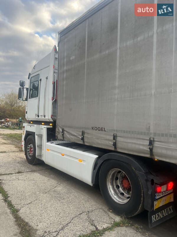 Тягач Renault Magnum 2011 в Ужгороде