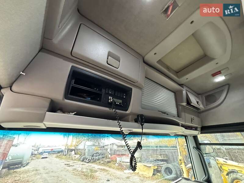 Тягач Renault Magnum 2008 в Києві