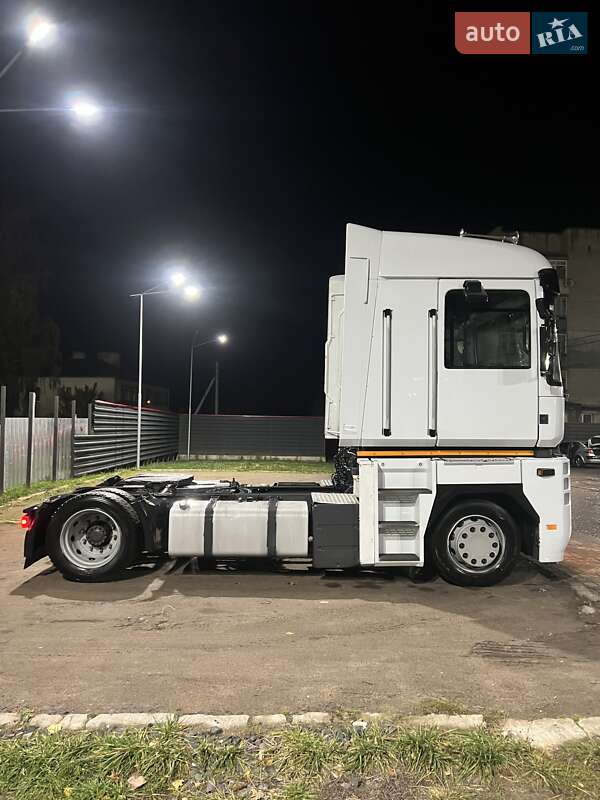 Тягач Renault Magnum 2008 в Ковеле