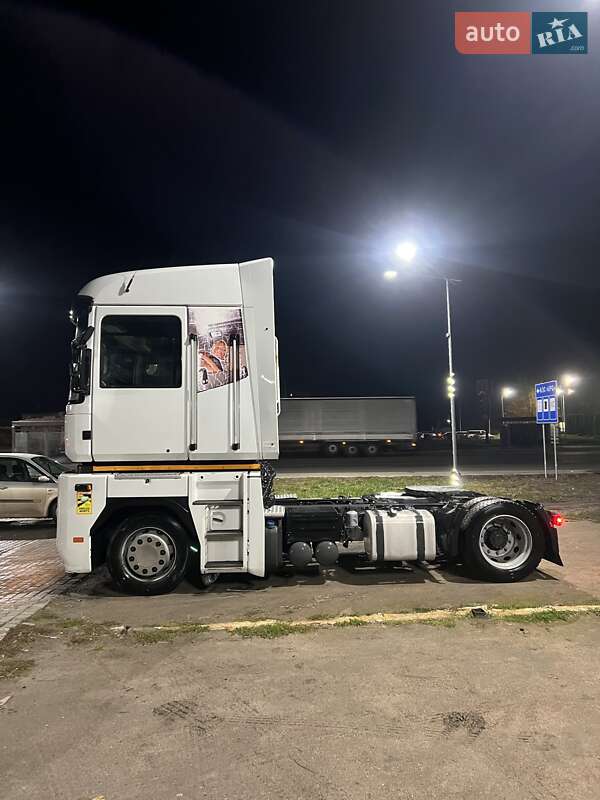 Тягач Renault Magnum 2008 в Ковеле