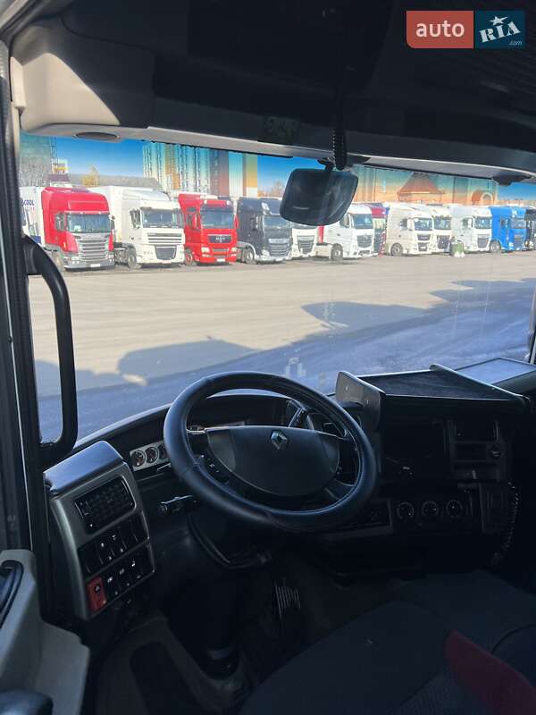 Тягач Renault Magnum 2008 в Ковеле