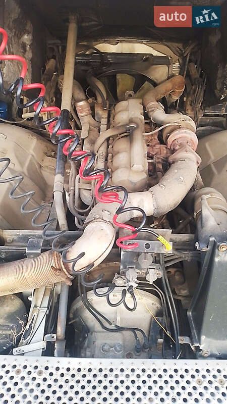 Тягач Renault Magnum 2000 в Одессе