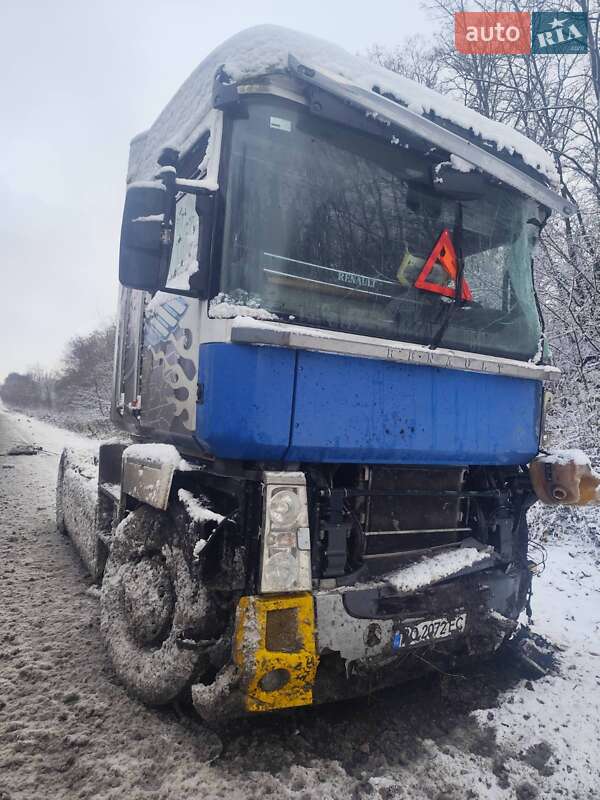 Тягач Renault Magnum 2011 в Радехові