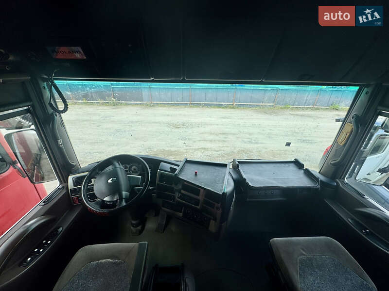 Тягач Renault Magnum 2008 в Рівному