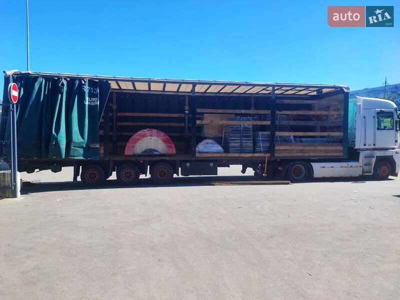 Тягач Renault Magnum 2009 в Харкові