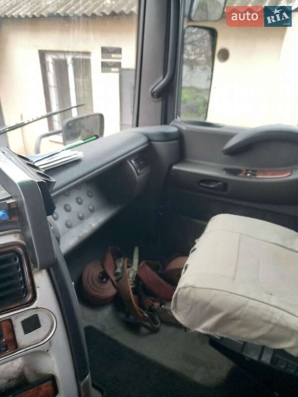 Тентованый Renault Magnum 2005 в Запорожье