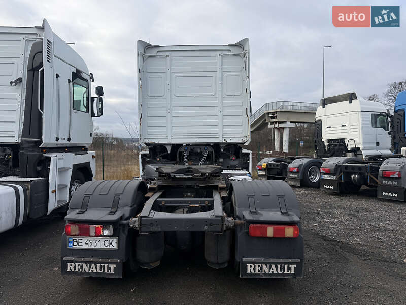Тягач Renault Magnum 2011 в Києві