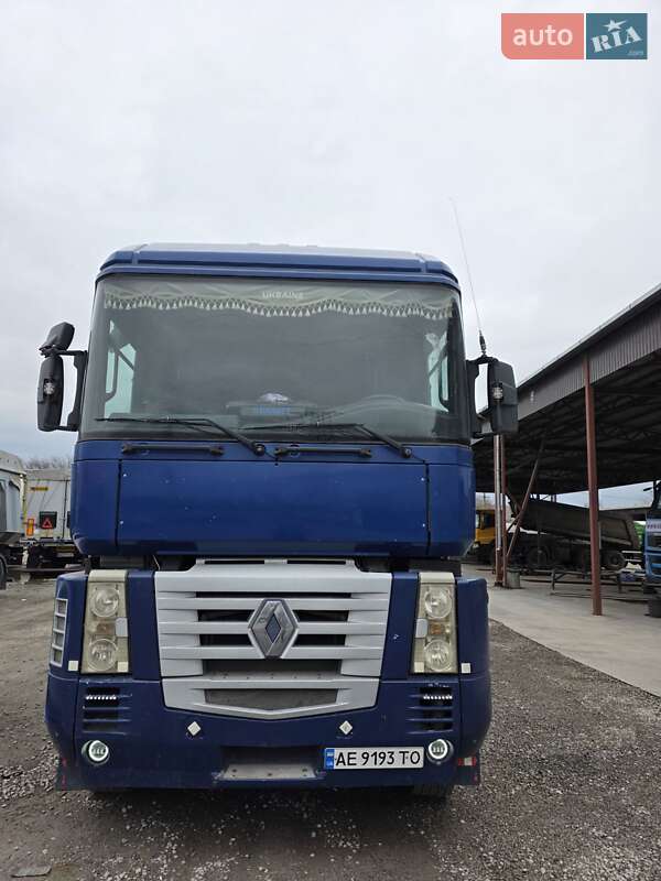 Тентований Renault Magnum 2002 в Кривому Розі