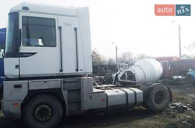 Тягач Renault Magnum 2000 в Одесі