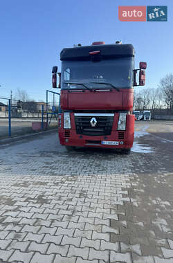 Тягач Renault Magnum 2008 в Долине