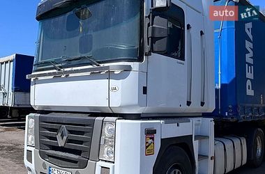 Тягач Renault Magnum 2009 в Луцьку