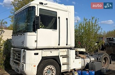 Тягач Renault Magnum 2003 в Харькове