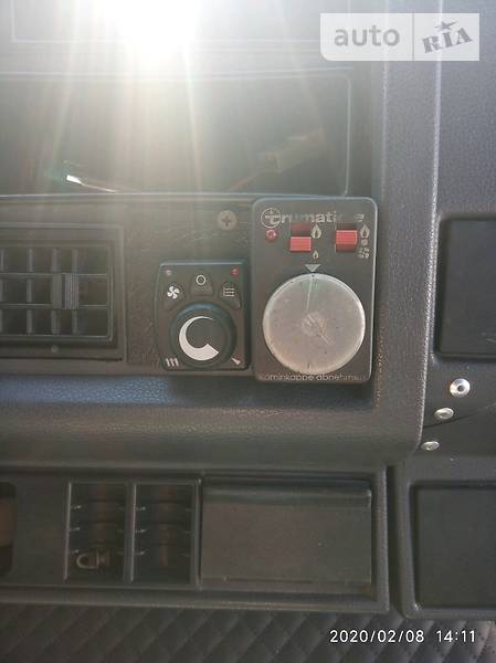 Тентований Renault Manager 1995 в Кельменцях