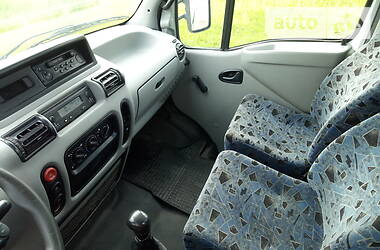  Renault Mascott 2002 в 