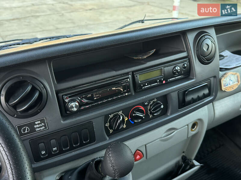 Эвакуатор Renault Mascott 2006 в Ковеле