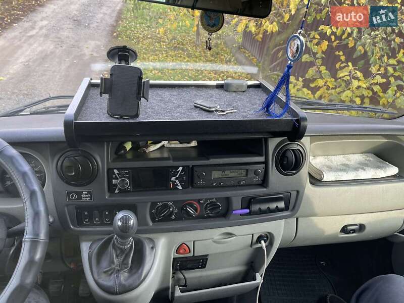 Вантажний фургон Renault Mascott 2005 в Києві