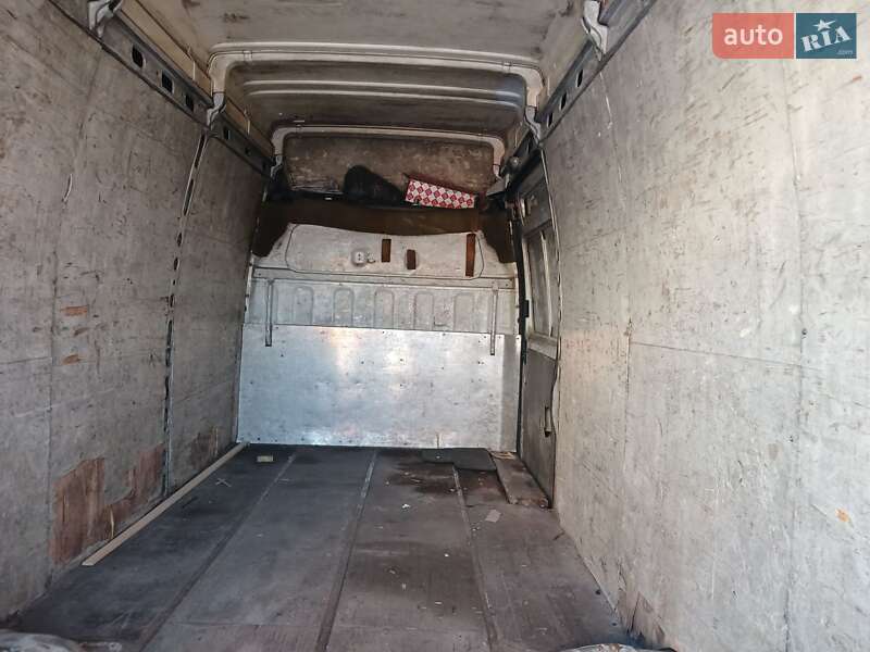 Грузовой фургон Renault Mascott 2006 в Киеве