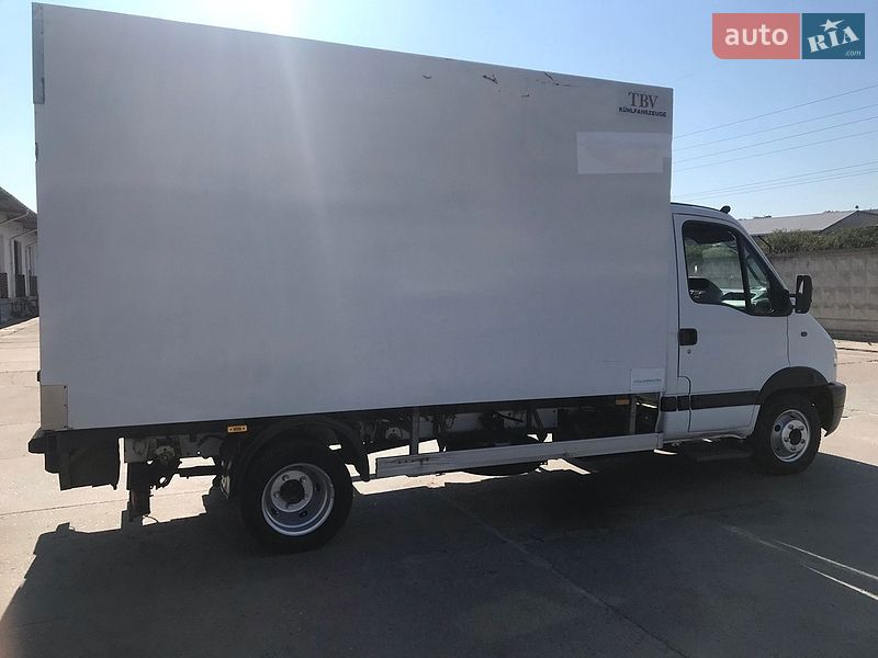 Рефрижератор Renault Mascott 2002 в Львове