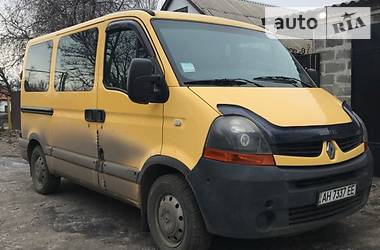 Грузопассажирский фургон Renault Master 2007 в Угледаре