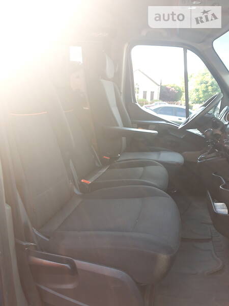 Микроавтобус Renault Master 2012 в Днепре