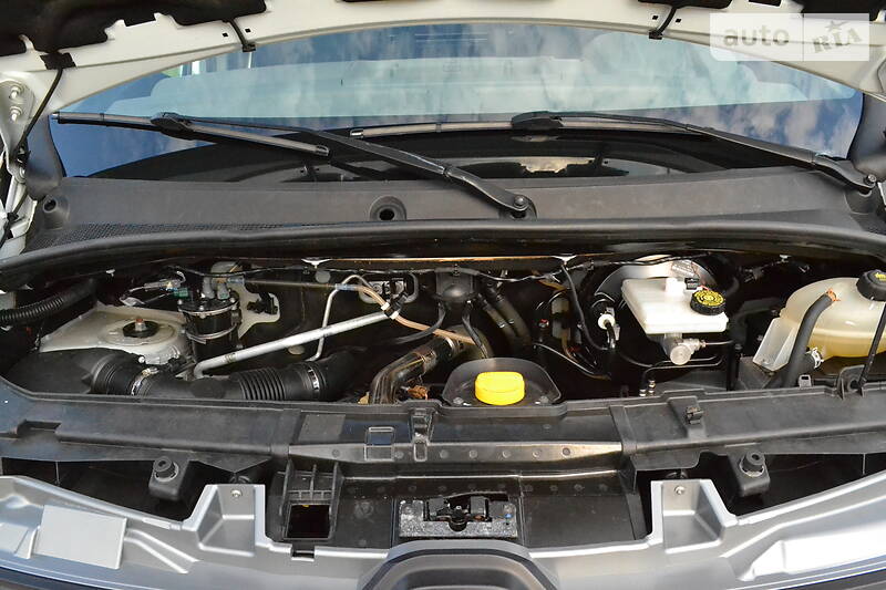 Вантажопасажирський фургон Renault Master 2015 в Броварах фото 50 Вантажопасажирський фургон Renault Master 2015 в Броварах