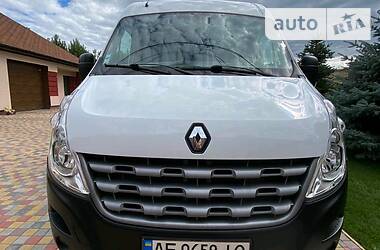 Вантажопасажирський фургон Renault Master 2013 в Дніпрі