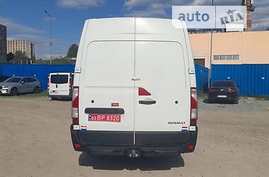 Вантажний фургон Renault Master 2017 в Львові