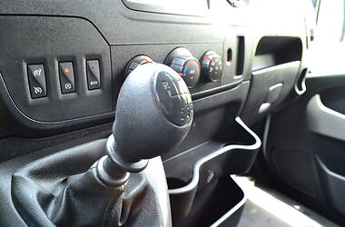 Минивэн Renault Master 2017 в 