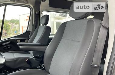 Минивэн Renault Master 2017 в 