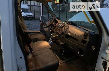 Вантажопасажирський фургон Renault Master 2014 в Рівному
