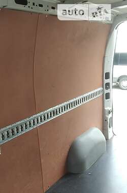 Грузовой фургон Renault Master 2015 в Рожище