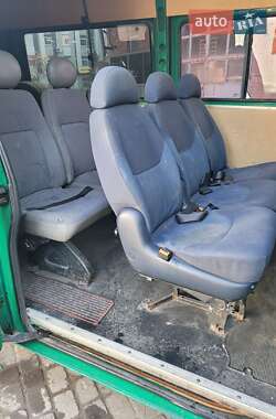 Мікроавтобус Renault Master 2001 в Новояворівську
