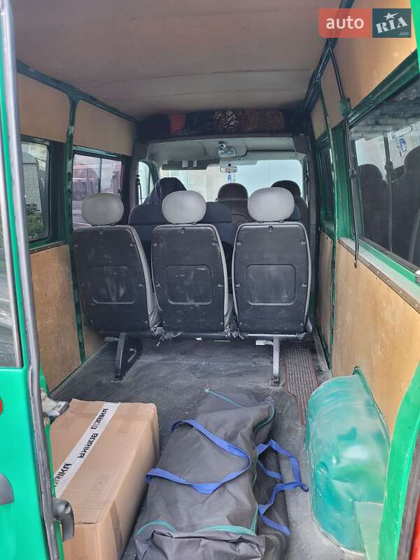 Мікроавтобус Renault Master 2001 в Новояворівську