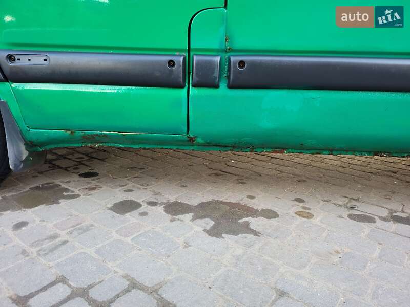Мікроавтобус Renault Master 2001 в Новояворівську