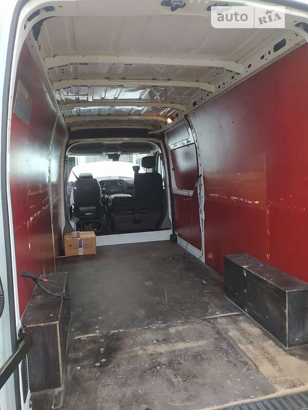 Микроавтобус Renault Master 2017 в Львове фото 101 Микроавтобус Renault Master 2017 в Львове