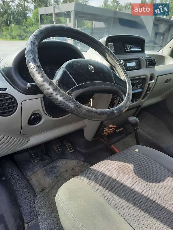 Мікроавтобус Renault Master 2002 в Надвірній