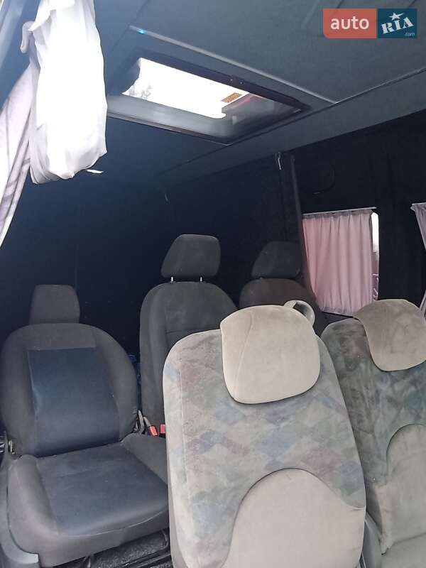 Мікроавтобус Renault Master 2015 в Львові