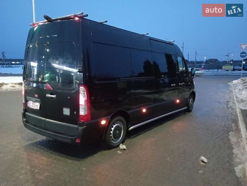 Микроавтобус Renault Master 2015 в Львове