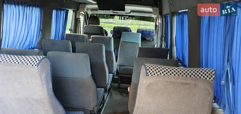 Микроавтобус Renault Master 2001 в Каменском