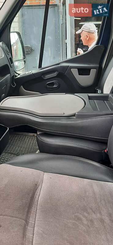 Микроавтобус Renault Master 2017 в Лозовой