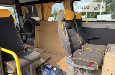 Городской автобус Renault Master 2017 в Днепре