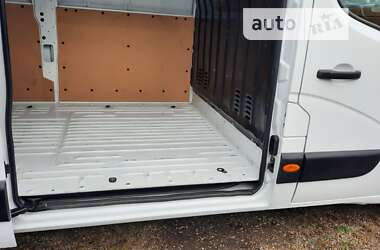 Вантажний фургон Renault Master 2018 в 