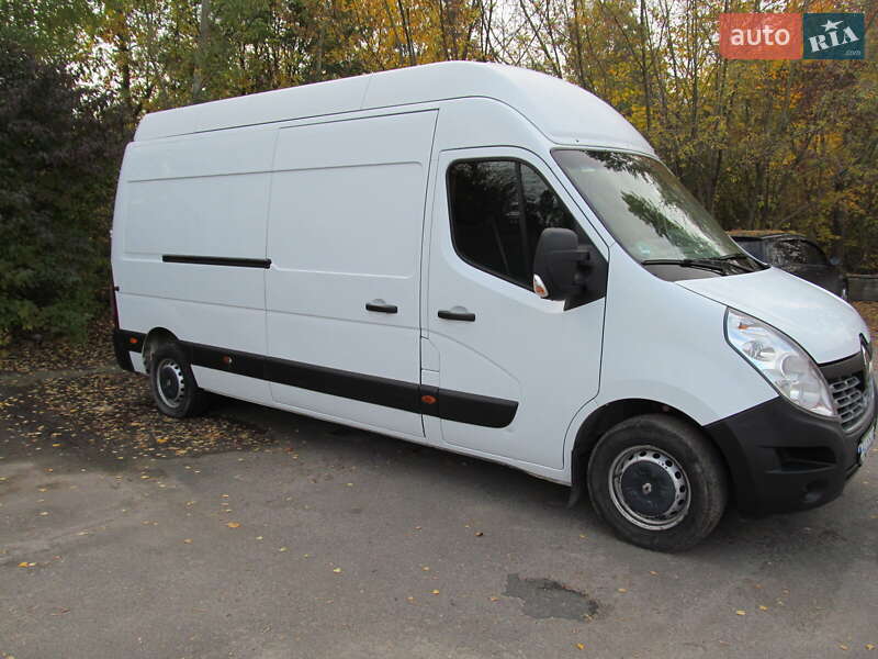 Грузовой фургон Renault Master 2017 в Хмельницком