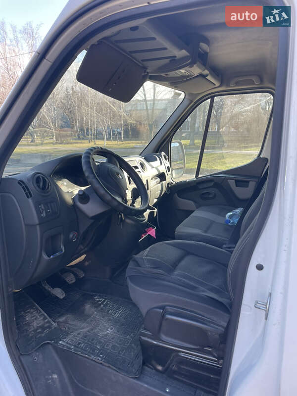 Вантажний фургон Renault Master 2018 в Запоріжжі