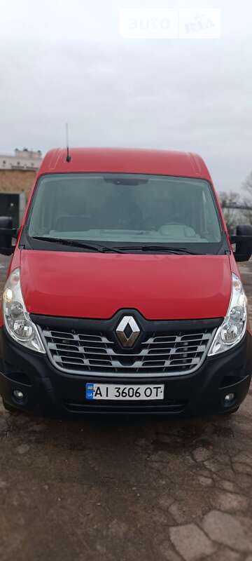 Вантажний фургон Renault Master 2015 в Бучі